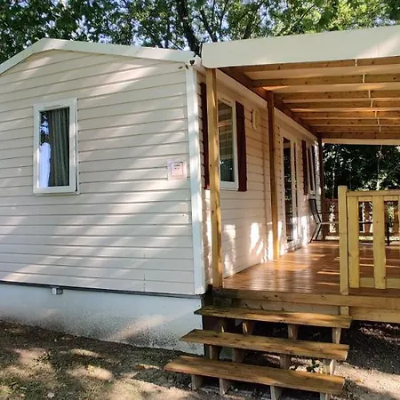 Campsite Le Brochet *